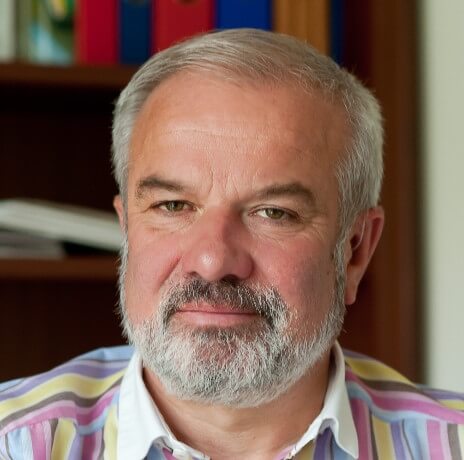 Lek. med. Dariusz Kołodziejczak, Certyfikowany Lekarz Medycyny Estetycznej dołączył do zespołu wykładowców w OLLIE.